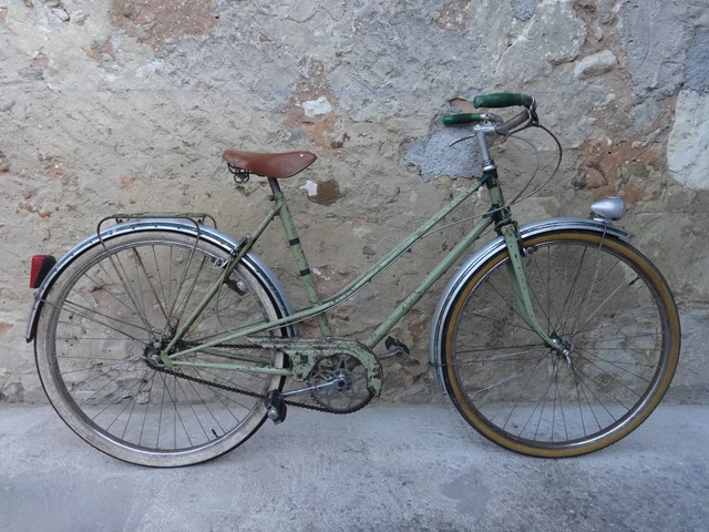 BIKE VELO PEUGEOT Paris Ancien Femme Cadre Vert Pedales Lyotard