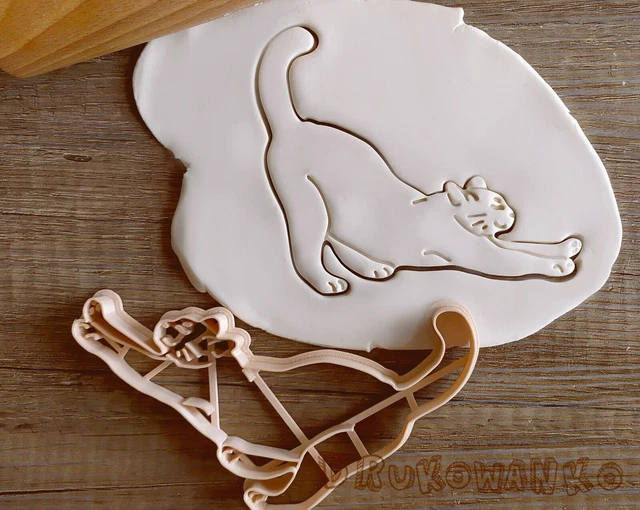 Chat étirement chaton maison maison chat emporte-pièce pâtisserie Animal...