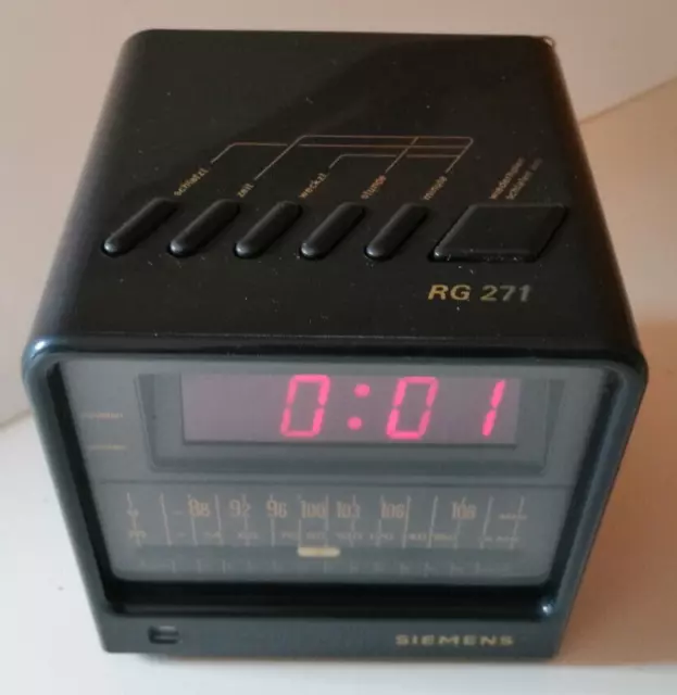 Siemens - Radiosveglia RG 271 - Forma a cubo - Vintage / Retro - Space Age | E-24