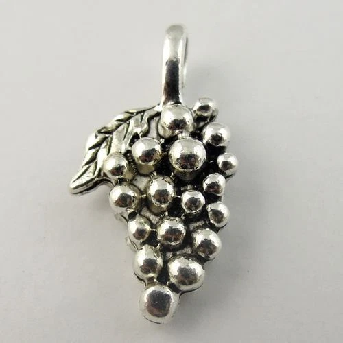20 Stk Retro Silber Tone Legierung Trauben Form Schmuck Charme Anhänger Kunst