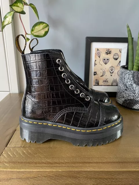 Dr marten 146 best sale patent black