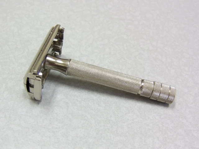 Vintage W-1 1951 Gillette Super Speed TTO Double Edge DE Safety Razor