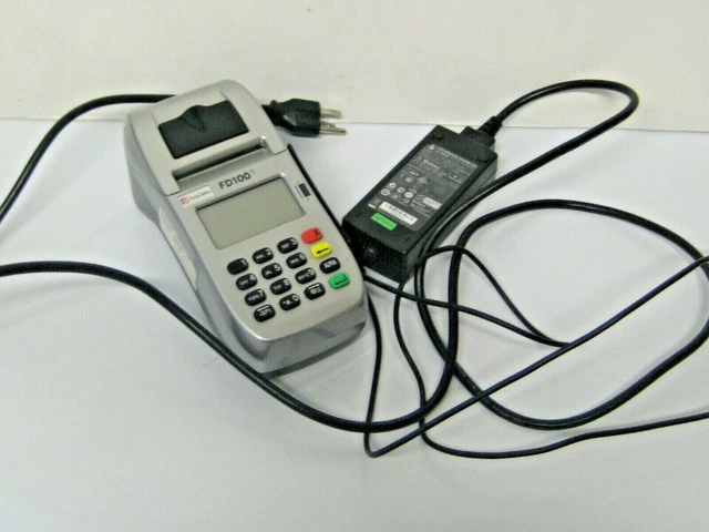 first data fd100 TI, credit card/ debit terminal with power cord