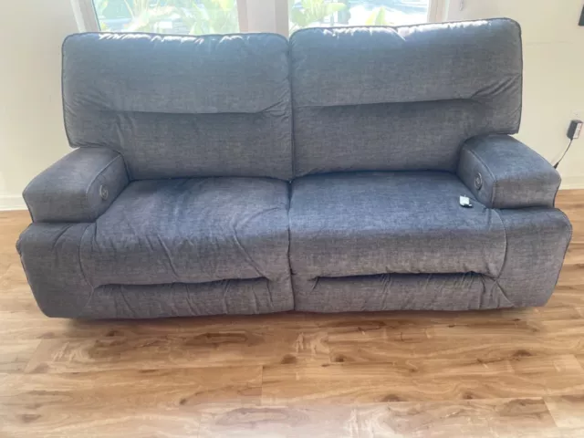 Sofa - Power Recliner 