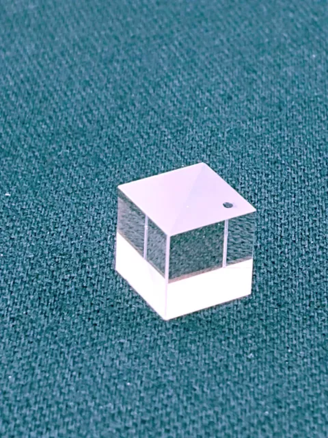 Thorlabs BS010 50:50 Non-Polarizing Beamsplitter Cube, 400 - 700 nm, 10 mm