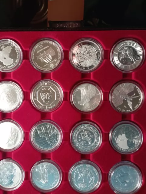 16 Feinunzen "Sammler"-Silber-Münzen aus verschiedenen Ländern von 2017 bis 2020