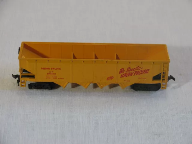 Vtg Bachmann HO Scale 4 Bay Hopper, Union Pacific #518125 r