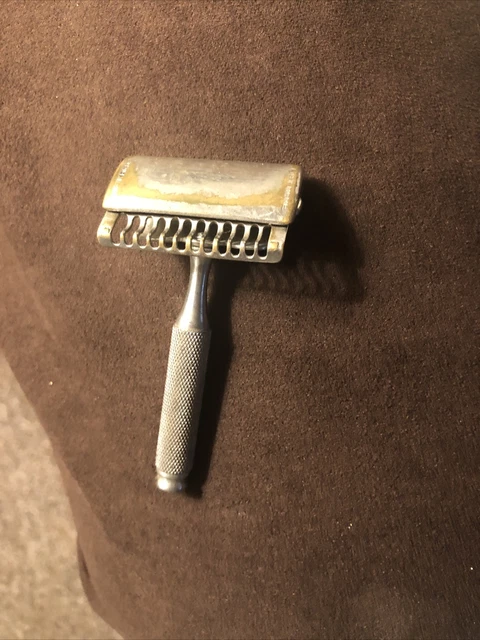 VINTAGE EVER-READY SAFETY Razor Patented March 24 1914 Knurled Handle ...