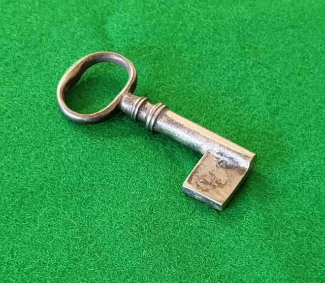Kidney bow steel key blank. Lock restoration & repair. Antique vintage Georgian
