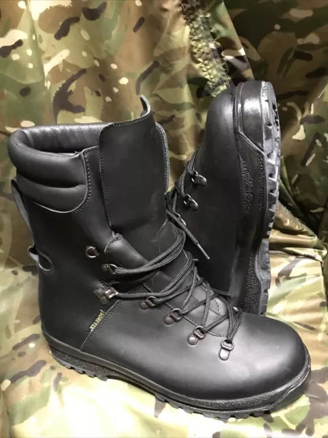 GENUINE BRITISH ARMY Issue ECW Extreme Cold Weather Black GORE TEX Boots Size 12 49.95 PicClick UK