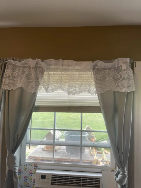 2x  While Window Short Magnetic Curtain Lace 100% Polyester  (“Magnetic”)