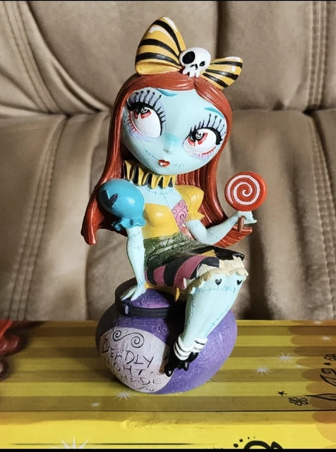 ENESCO The World Of Miss Mindy Disney NBC NIB Rare Sally 6" Deadly Night shade