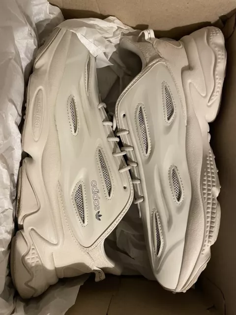ADIDAS OZWEEGO 42 1 2 NUOVE Usate Solo Una Volta Per Provarle. EUR 95 00 PicClick IT