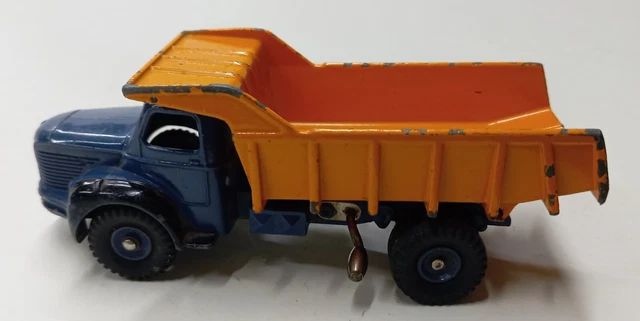 Dinky Toys - 1:43 - 34a Camion Berliet benne carrières
