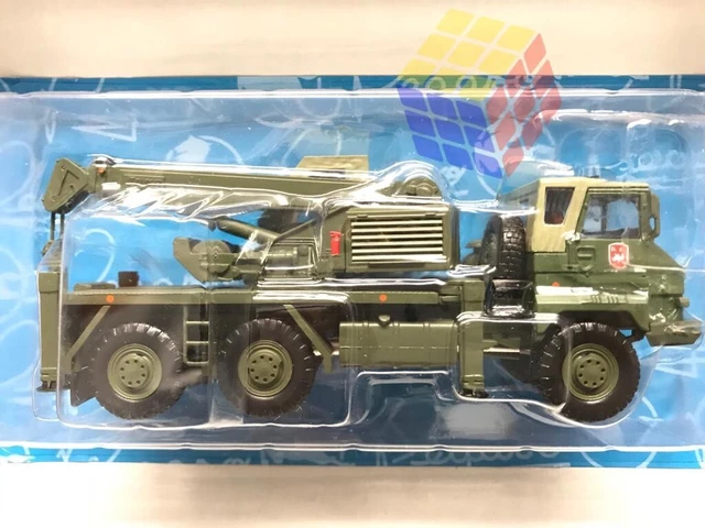 Camión Clásico Militar Pegaso 7323 con Grúa - Ejército de tierra, 1990 (Escala 1:43) NUEVO