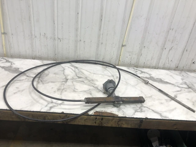 11 Rinker Captiva 226 Boat Teleflex steering rack and pinion cable SSC13418