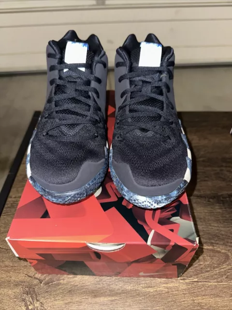 Nike Kyrie 4 N7 (GS) Dark Obsidian/Dark Obsidian (AT3475-400) Sz 4Y Big Kids New 2