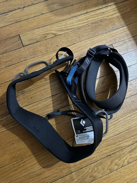 Open box - Men’s Extra Large - Black Diamond - Momentum - Climbing Harness XL