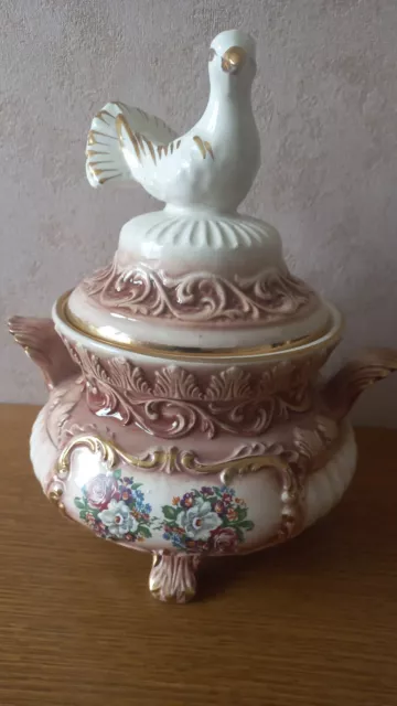 Ancienne Grande Bonbonnière Colombe/ Soupière faïence italienne , Hauteur 28cm