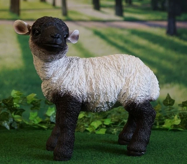 Harz Lamm Figur - Süße Dekoration Für Wohnzimmer & Garten