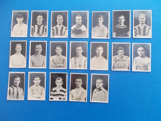 Trade Cards By D C Thomson - Famous British Footballers