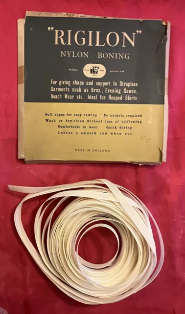 De colección. Rigilon. Deshuesado de nailon. Caja original. 1/2 pulgada. Hacia la década de 1930 en adelante.