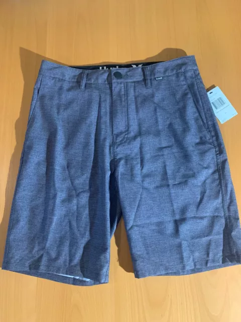 NWT NEW Mens Hurley Gray Stripe Benton Hybrid Walk Short 21" Leg Size 31 Waist