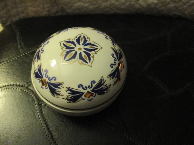 Kalocsa Hand Painted Porcelain Decorated Beautiful  Trinket Box