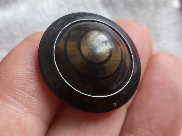 Bouton ancien en métal cœur bombé spirale joli collection diamètre 2,7 cm D10G