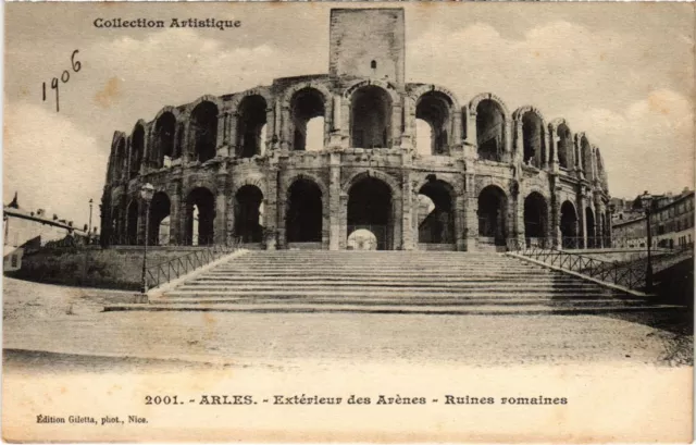 CPA ARLES Exterieure des Arenes - Ruines Romaines (1290011)