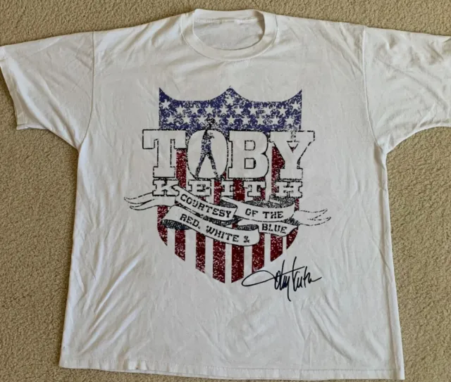 Toby Keith courtesy of the red white t-shirt