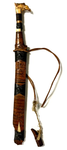 Antique Dayak Mandau Borneo Headhunters' Sword; Fine Workmanship