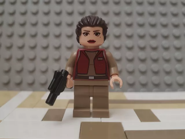 LEGO Padme Amidala Minifigure - 9515 Star Wars Senator - Malevolence ***NEW*** LEGO Padme Amidala Minifigure - 9515 Star Wars Senator - Malevolence ***NEW***