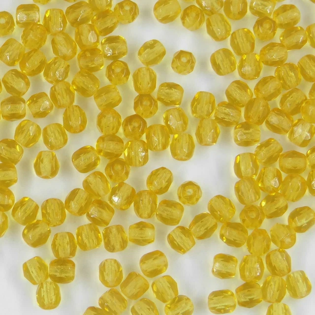 F4  TM *** 60 perles à facettes verre de Bohême 4mm TOPAZ CLAIR