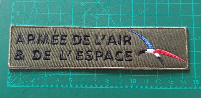 INSIGNE MILITAIRE TISSU AVIATION DE L'ESCADRON DE TRANSPORT 3/64