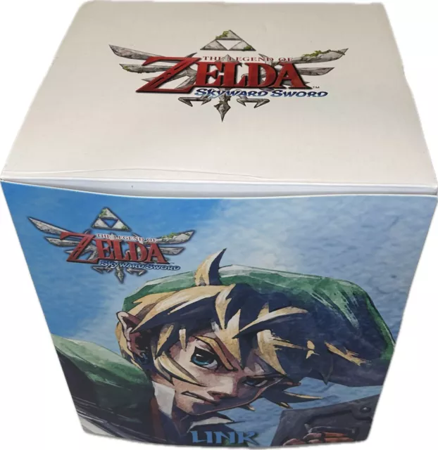 Legend Of Zelda: Skyward Sword - Link 10" Statue New Sealed Dark Horse Deluxe