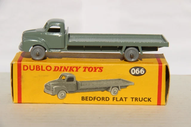 Dinky Toys Dublo GB n° 066  Bedford Flat Truck - TTB modèle & boite d'origine AA