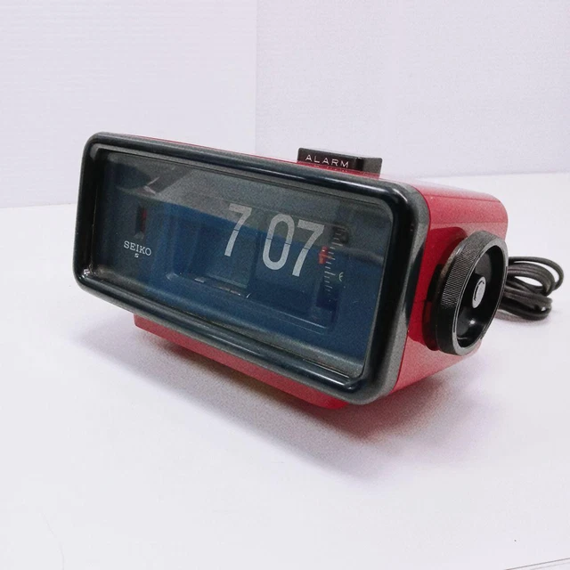 VINTAGE SEIKO FLIP ALARM CLOCK Red DP692T 50Hz 60Hz Space Age JAPAN Mid