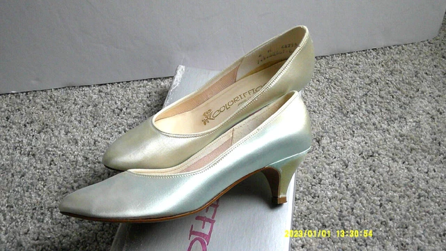 Bridal Party/Wedding Shoes - Dyeable Size 6AA