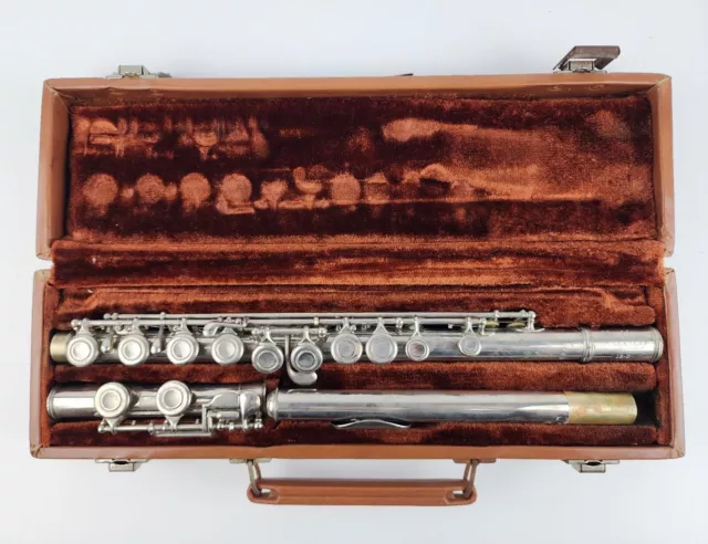 Artley 18-0 Silver Plated Flute - Made in the USA w/ case Untested some wear Artley 18-0 Silver Plated Flute - Made in the USA w/ case Untested some wear
