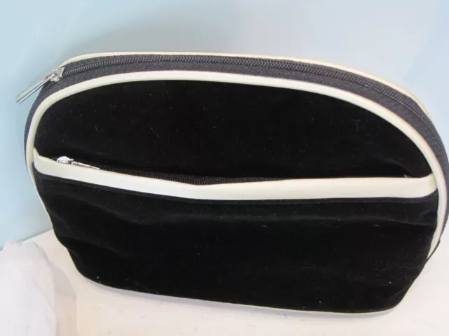 FIRST CLASS Ladies Purse & Eye-mask designed for Qantas FREE DELIVERY worldwide