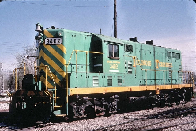 Norfolk & Western (NW / IT) - GP7 - #3402 - Duplicate 35mm Slide