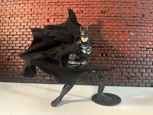 DC Multiverse “The Flash Movie” Michael Keaton Batman Wired Cape *CAPE ONLY* DC Multiverse “The Flash Movie” Michael Keaton Batman Wired Cape *CAPE ONLY*