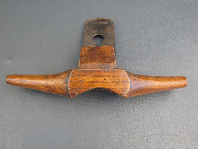 Vintage unusual wooden hollow spoke shave old tool 3