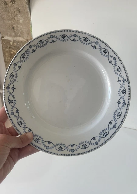 Ancienne Assiette Gien Terre De Fer - Décor Arabesques - Émile Bourgeois