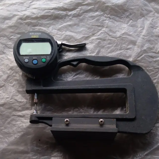 Mitutoyo digital micrometer Japan