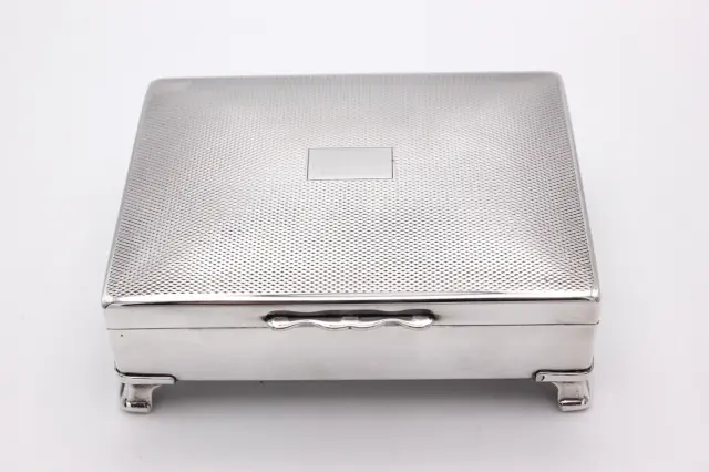 Lovely vintage silver plated Harman Brothers Trinket Box with engine turned lid.