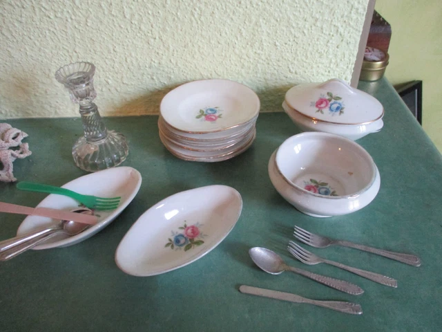 ANCIEN DINETTE DE Poupee - 4 Verres Torsadés EUR 15,00 - PicClick FR