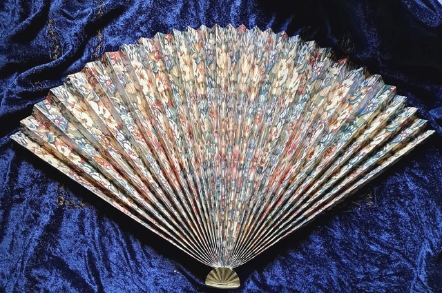 Ventilador de latón vintage con aspecto de tapiz de pantalla grande acento 54 cm x 60 cm + plegable