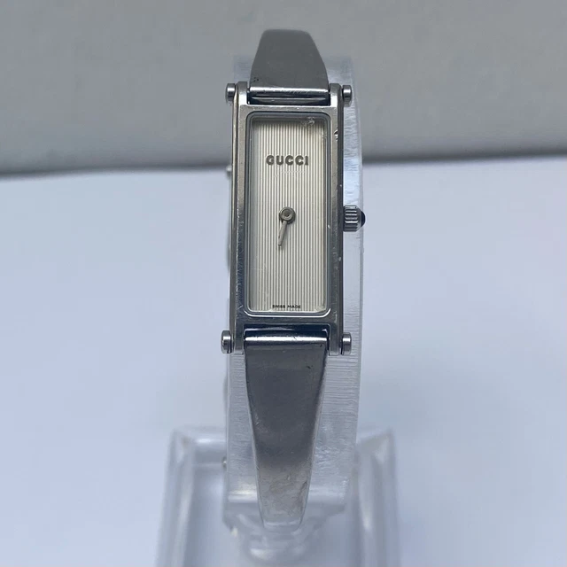 Silver gucci hotsell bangle watch